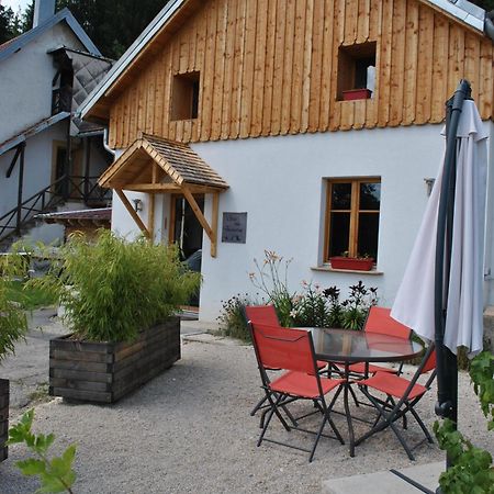 Gite Du Fourperet-Parc Naturel Du Haut-Jura Longevilles-Mont-dʼOr 외부 사진